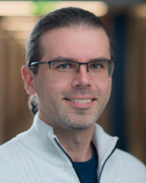 headshot_michael_skowyra.jpg